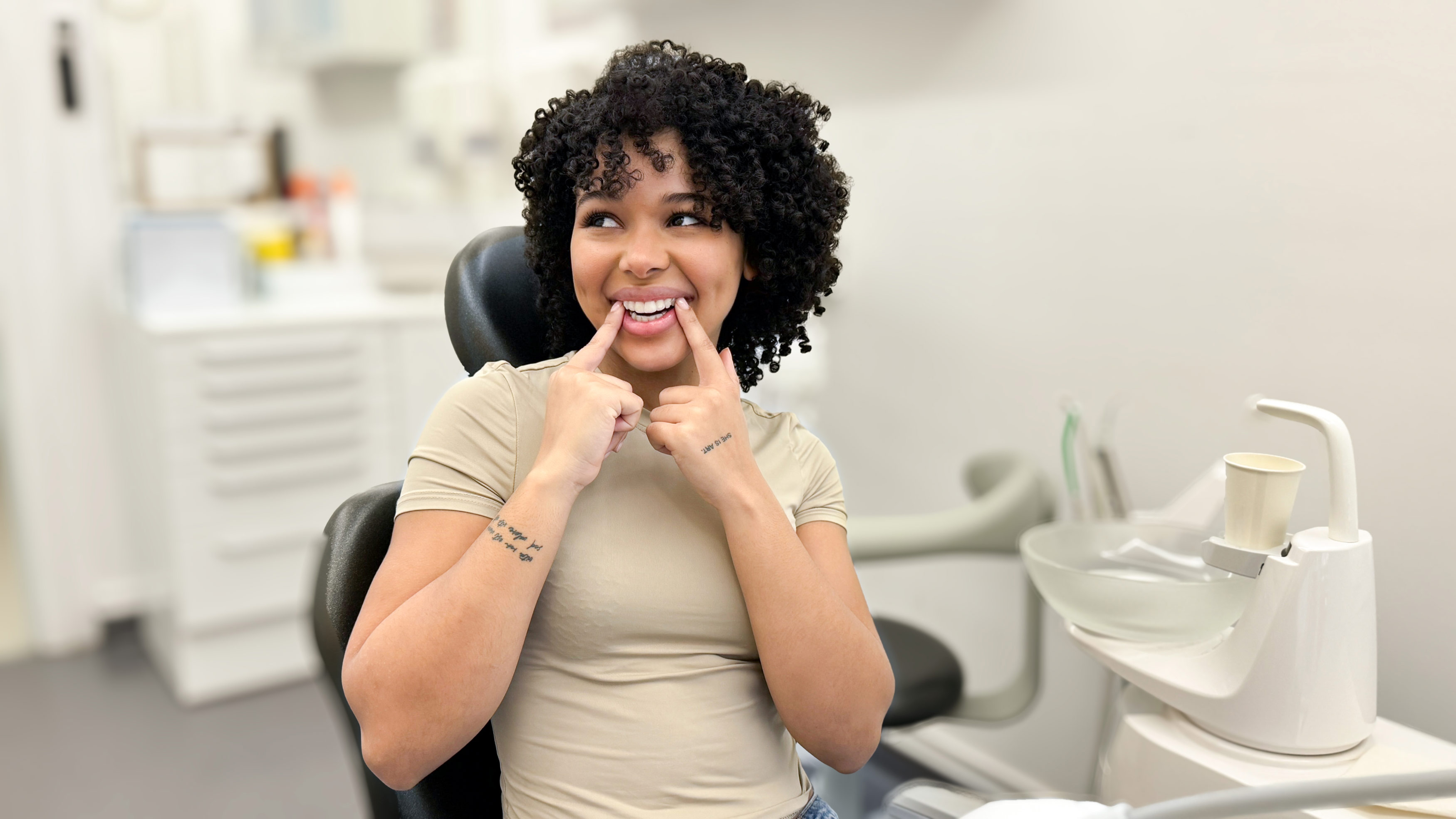 Pozad - Neviditeln foliov rovntka